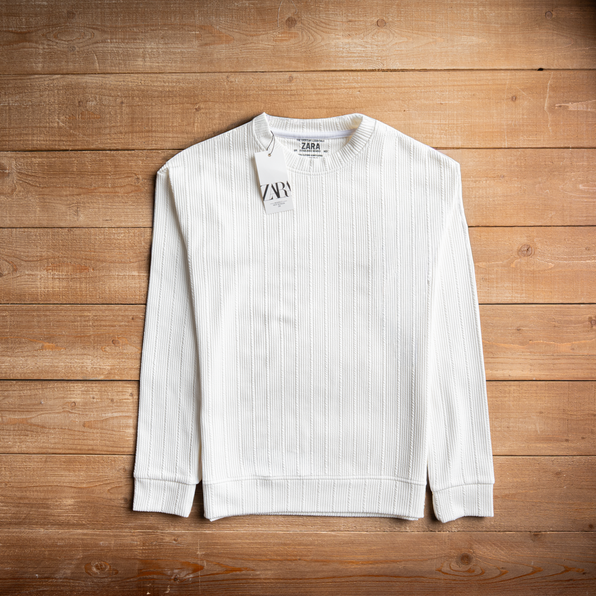 سويت شيرت رجالي مضلع قطن – ستايل عصري وراحة يومية