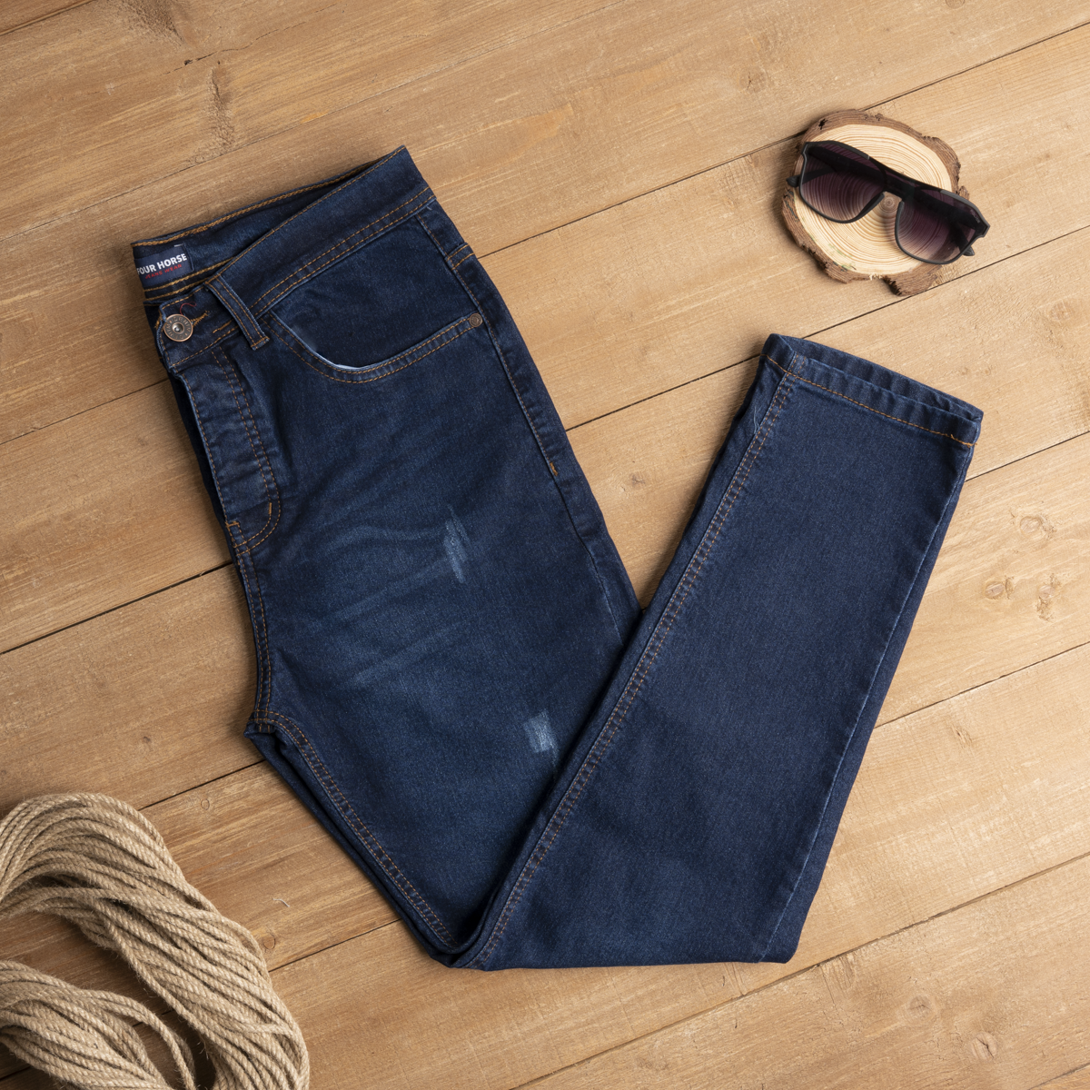 بنطلون جينز رجالي مخربش | ستايل عصري وتلبيس مريح